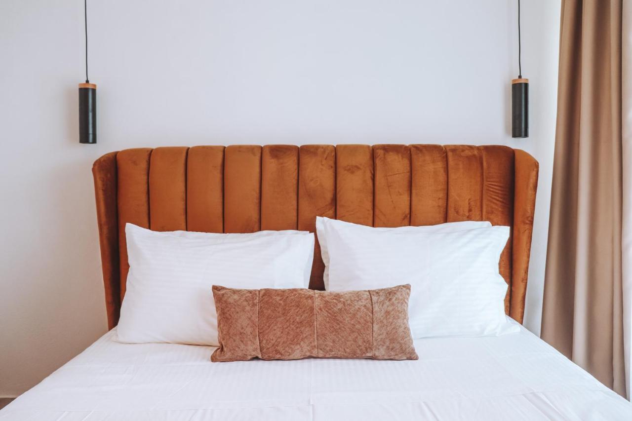 Sithon Diamond Suites 2 Nikiti  Ngoại thất bức ảnh